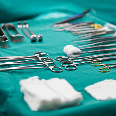 見た目の美しさと機能性を
自然な状態へ改善 